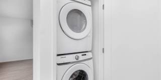 Live in one of the best locations in Los Angeles - Hollywood Hills Gallery 6