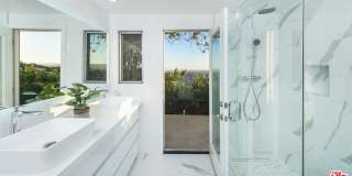 1542 Blue Jay Way Gallery 11
