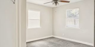 918 Fremont Avenue Gallery 20