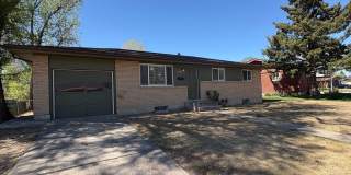 Bright & Spacious 5 Bedroom, 2 Bath Home Gallery 1