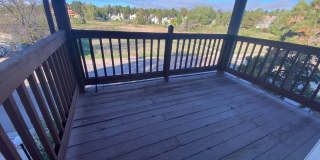 Large 2 bed 1 bath Top Floor Condo Gallery 21