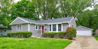 2928 Vine St Gallery 1