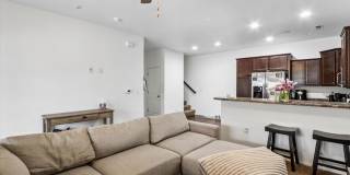$1,950 | 3 Bedroom, 2.5 Bathroom Town Home | Pets Allowed | Available for August 1st Move-In! Gallery 5