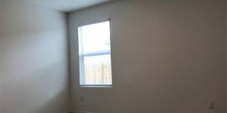 Conveniently Located 4 Bed / 2 Bath Hutto Home Gallery 17