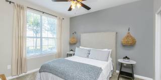 Lake House Apartments Gallery 47