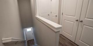 2 bedroom 2.5 bath home located in Fayetteville, AR Gallery 21