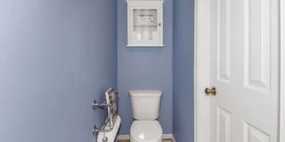 2366 HUNTINGTON STATION Court Gallery 17