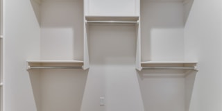 Beautiful Four Bedroom, Two Bathroom Falcon Falls Gallery 16