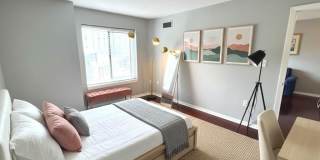 2111 WISCONSIN AVE NW #420 Gallery 11