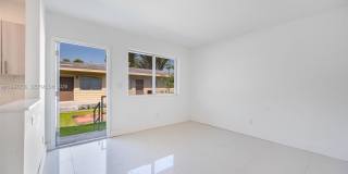 1080 NE 80th St Gallery 6