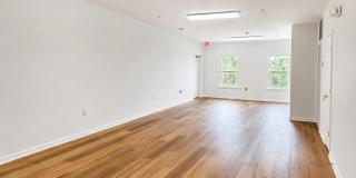 422 MAIN Street Gallery 4