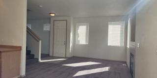 FREDRICKSON AREA 3 Bedroom, 2.5 Bathroom Puyallup Home with Den SILVER POINTE COMMUNITY Gallery 11