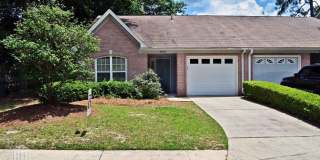 Beautiful townhome nestled in Killearn Acres Gallery 1