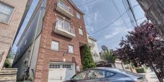 392 LIBERTY AVE Gallery 17