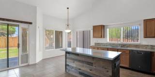 360 S PINEVIEW Drive Gallery 14