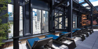 10 Hanover Square Gallery 32
