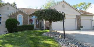 9823 Valley Vista Place Gallery 1
