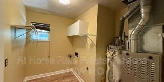 516 E. Stanford Gallery 8