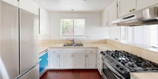 5117 W Wooley Gallery 4