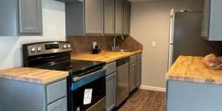 Great Location / Updated Home! Great Location / Updated Home! Gallery 6