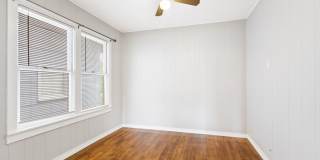 Charming 2 Bedroom Home with Office & Oversized Backyard in Schertz Gallery 13