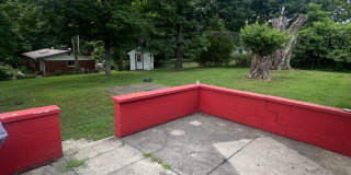 SPACIOUS 3 bed/2 bath with fenced yard and large deck! Gallery 32