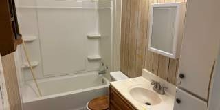 Huge 4 Bedroom Home Gallery 10