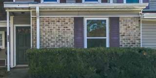 Townhouse close to Western Blvd and BASE! Gallery 1