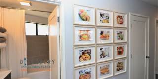 Centrally Located Mid-Century Contemporary Home Centrally Located Mid-Century Contemporary Home Gallery 14
