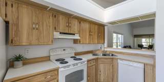 931 Meadow View Drive Gallery 21
