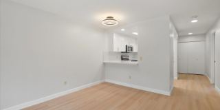 1446 Chateau Cmn unit: 104 Gallery 7