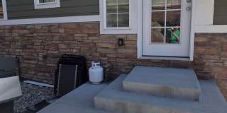 Modern 4 Bedroom 5 Bath Townhome - With Lots of Natural Light and Great Views! Gallery 4