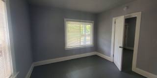 Charming 4-Bedroom Property in Prime Location Gallery 10
