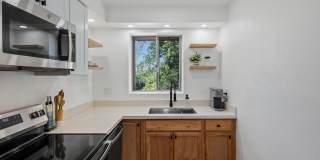 1010 E OSBORN Road Gallery 16