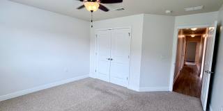Spacious 4-Bedroom Home - Great Location Gallery 12