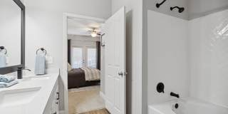 Enclave at Rivergate Gallery 13