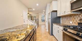 Captivating 2 Bedroom, 2.5 Bath Condo in Brushy Creek Community Gallery 1