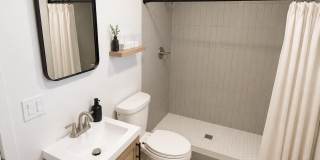 2731 E MONTECITO Avenue Gallery 4
