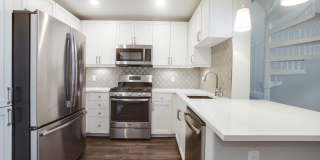Villas at Park La Brea Apartments Gallery 3