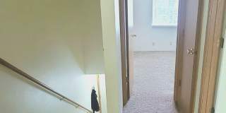 Charming 2 bedroom 1 bath townhome available! Gallery 33