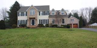 176 PATRICIA DR Gallery 1