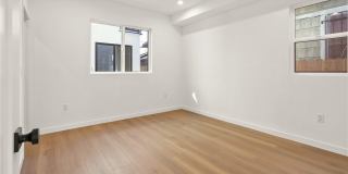 1733 S New Hampshire Ave Gallery 13
