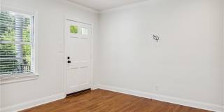 1249 Goodwin NE Gallery 8