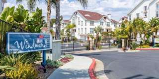 Available Now! Tri-Level 3 Bedroom 3.5 Bath Townhome!! Gallery 3