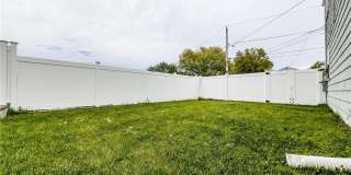 130 Smart Street Gallery 27
