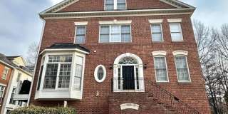 1607 SENECA Avenue Gallery 2