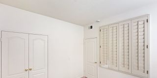 20 Vassar Aisle Gallery 12