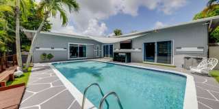 Spacious 3-Bedroom West Park Home with Private Pool Spacious 3-Bedroom West Park Home with Private Pool Gallery 35