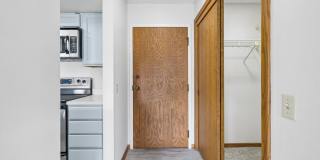 Downtown 2 bedroom Condo! Gallery 4