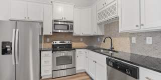 Lofts at Weston Lakeside Gallery 23